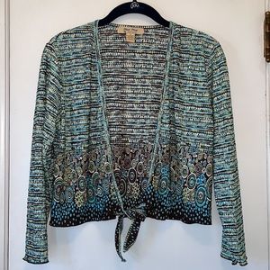 😊2 Items for $15😊 Pleat Pleat Small Crop Wrap GUC